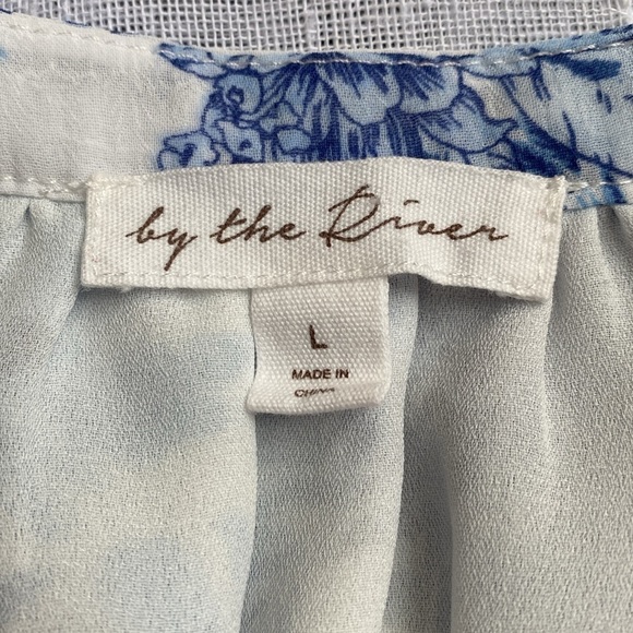 By The River peasant blouse with ruffled sleeves. - Picture 4 of 11